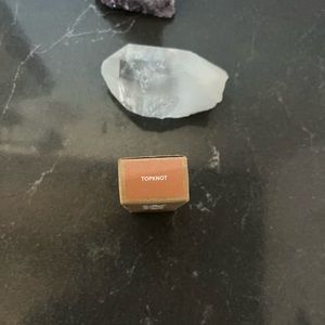 Gxve mousse eyeshadow by Gwen Stefani